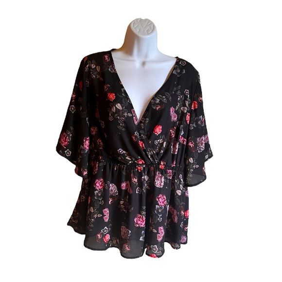 Torrid Floral Babydoll Top Blouse V-Neck Cape Sleeve Plus Size 0 Lightwe… - Picture 1 of 3